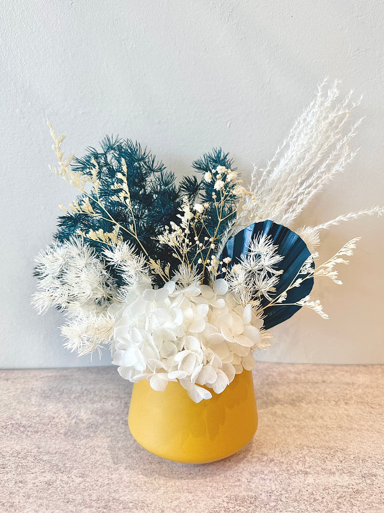 Designer bag vase with dried florals – Heera Baby NZ